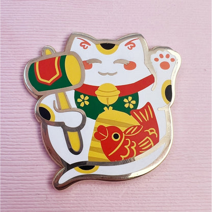 Pin Club #030 - February 2022 - Lucky Cat