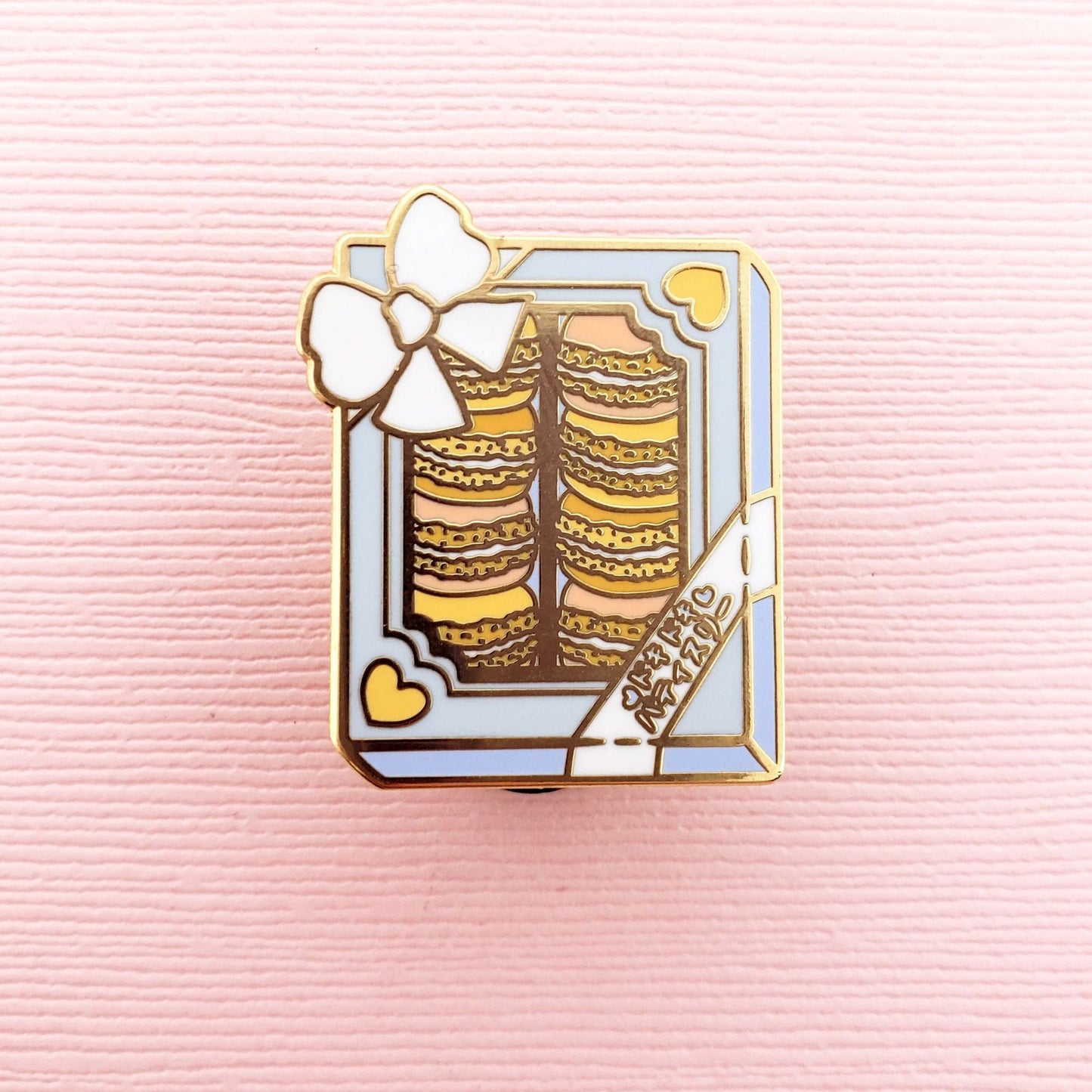 Pin Club #007 - March 2020 - White Day Macarons